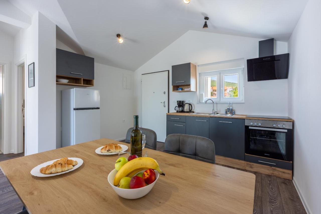 Luxury Apartments Lovorka 3 & 4***/**** Selce Ngoại thất bức ảnh